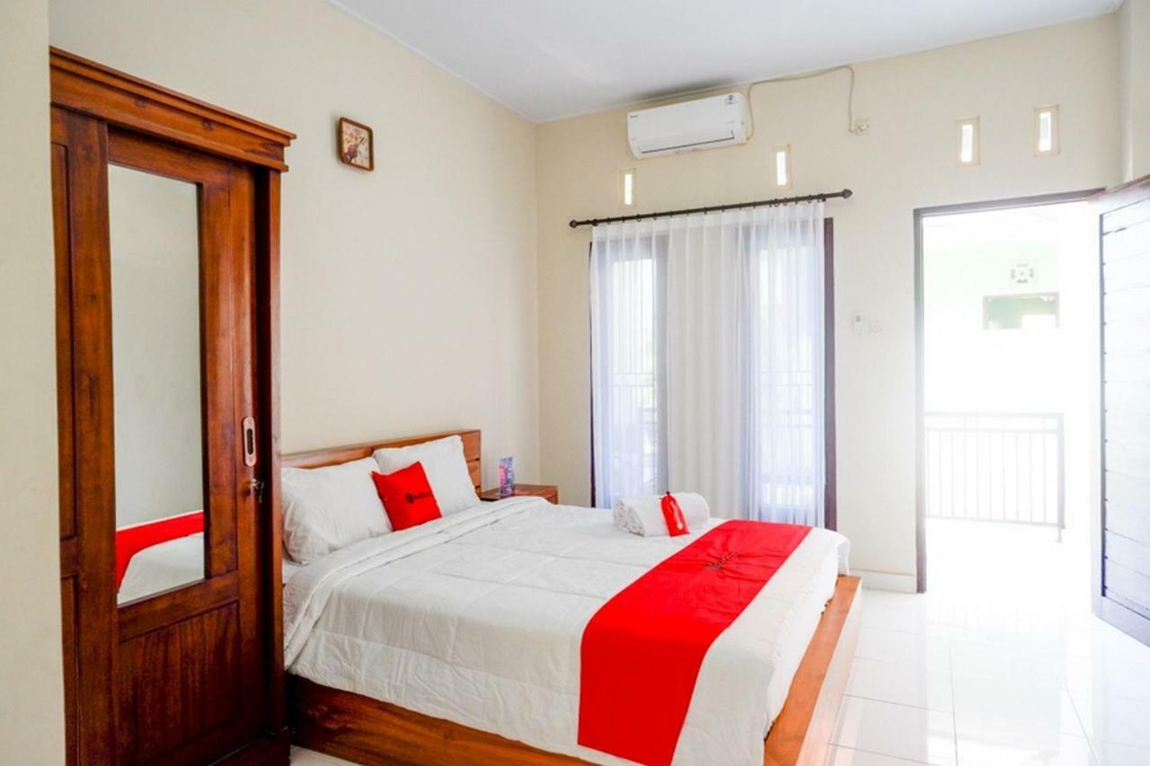 RedDoorz near Mertasari Beach Denpasar  Bagian luar foto